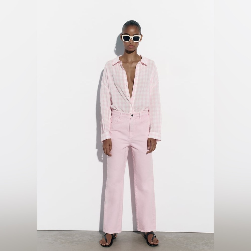 Zara high rise straight pink pants. Size 4. NWT.